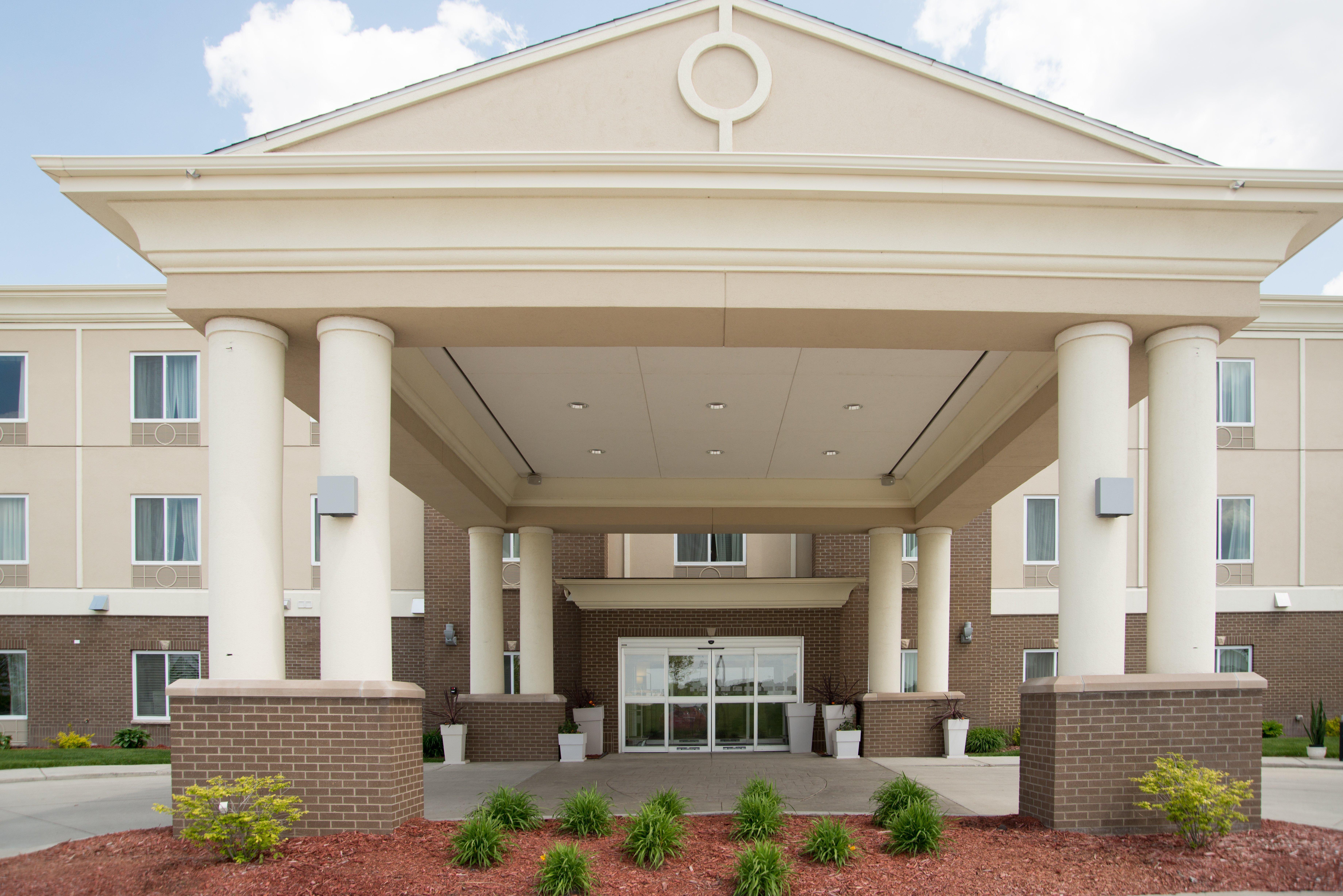 Holiday Inn Express - Albert Lea By Ihg Ngoại thất bức ảnh