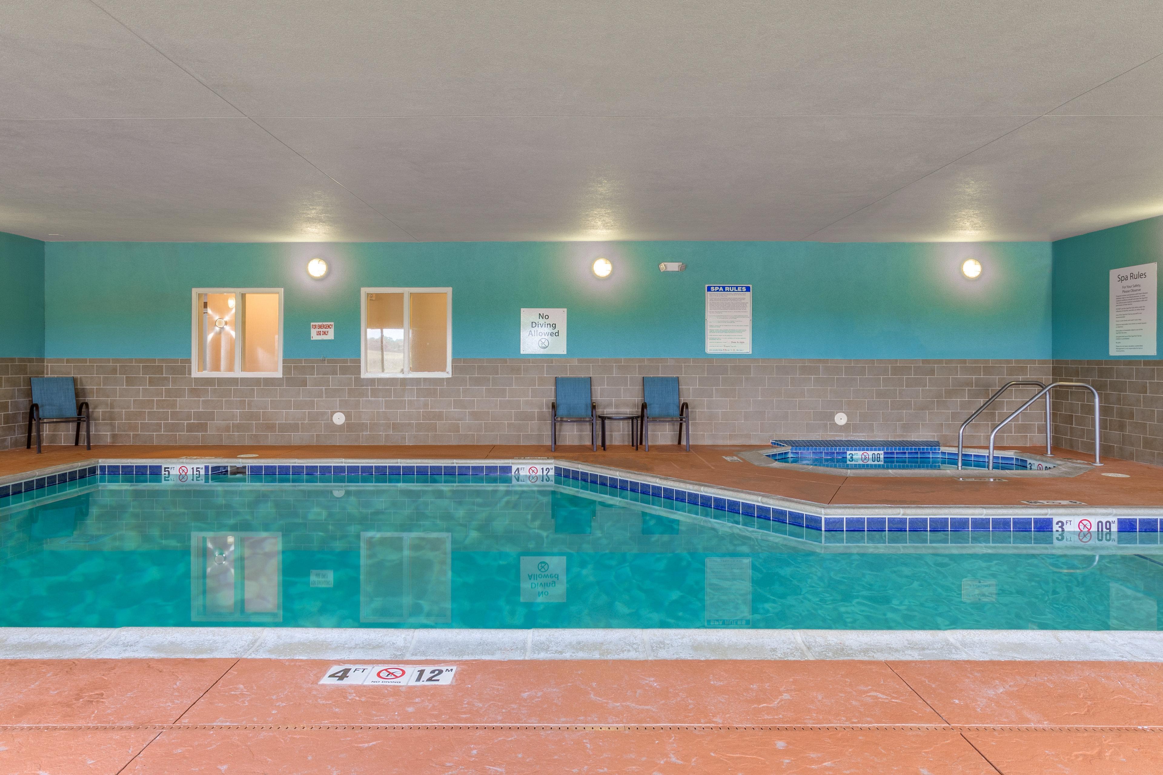 Holiday Inn Express - Albert Lea By Ihg Ngoại thất bức ảnh