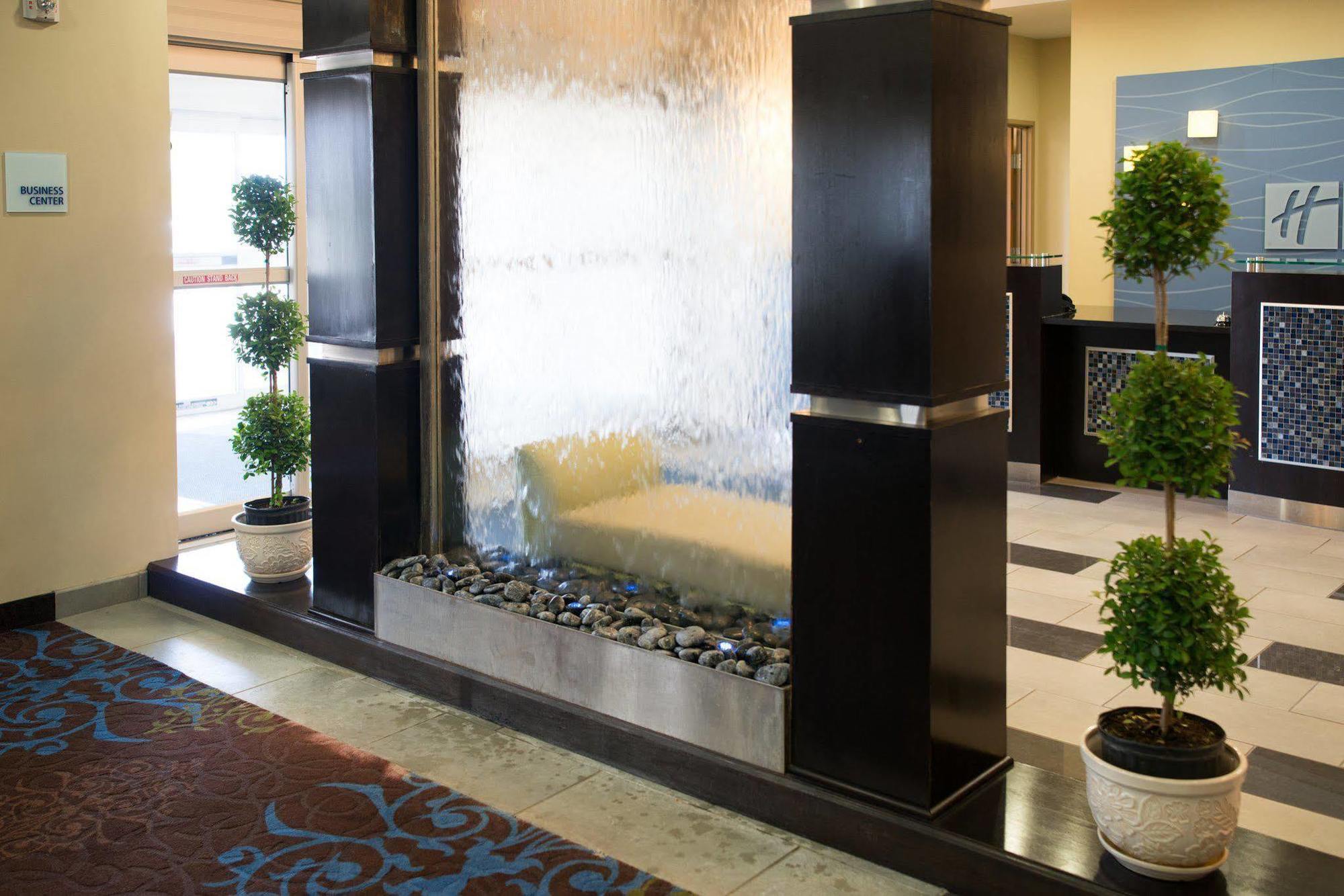 Holiday Inn Express - Albert Lea By Ihg Ngoại thất bức ảnh